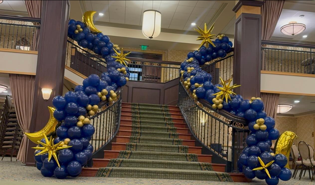 Stairway Balloons | 2 sides up to 32ft