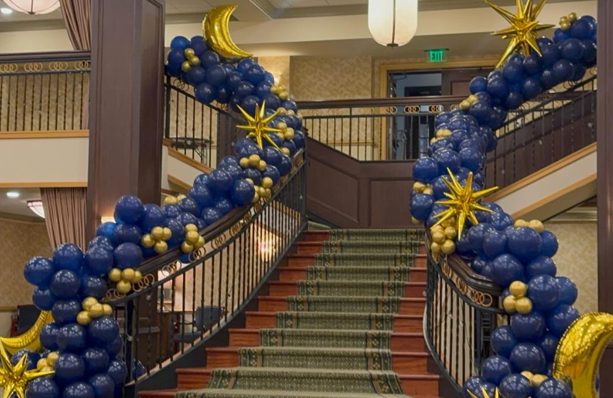 Stairway Balloons | 2 sides up to 32ft